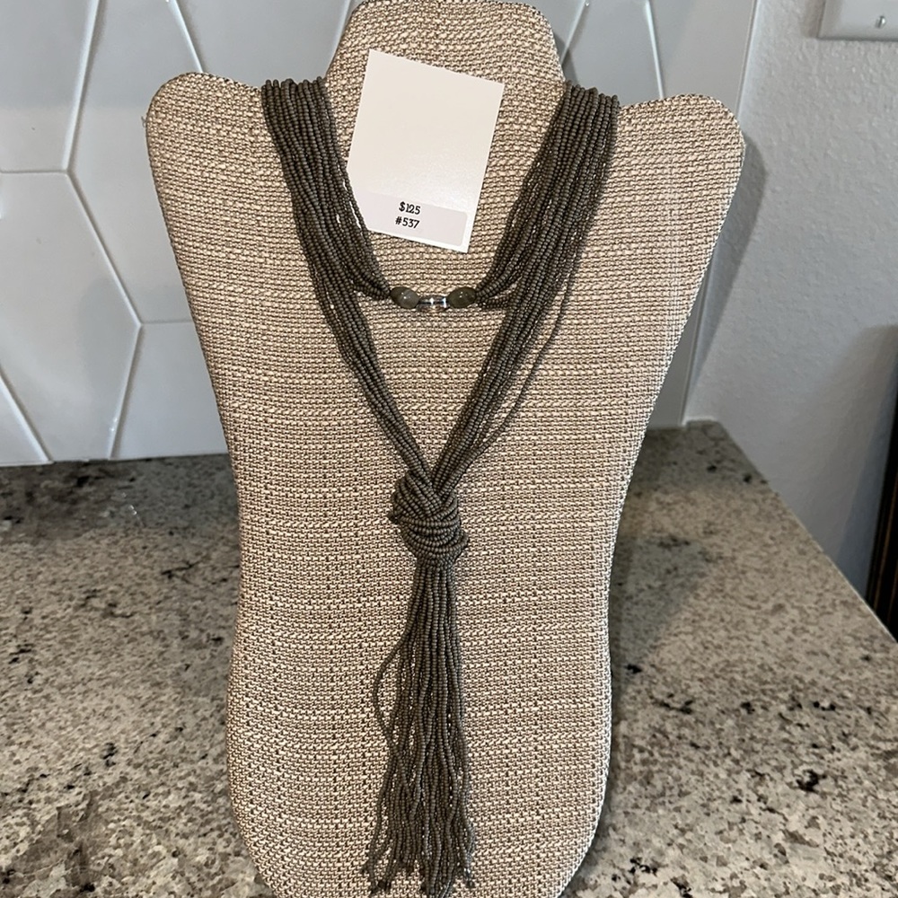 Handmade by Violette Grace Lariat Style Necklace Taupe & Grey accent beads #537
